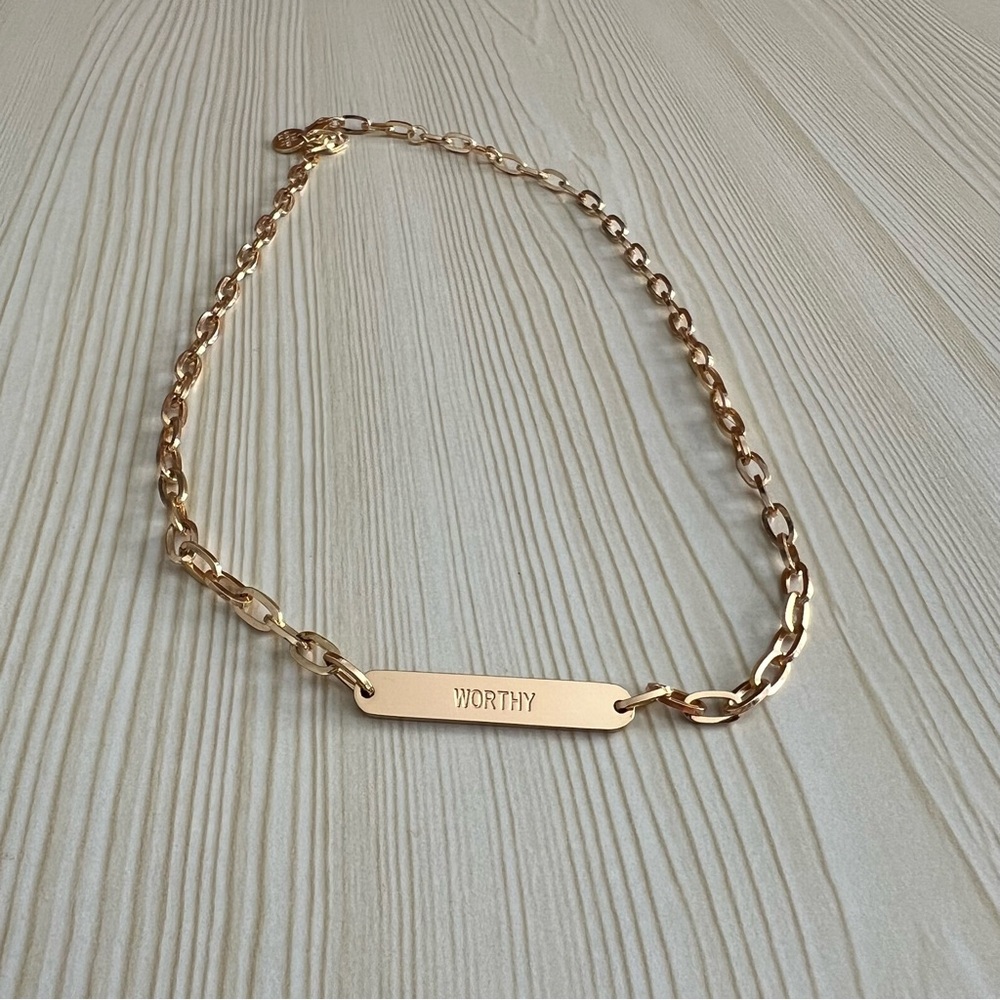 The Giving Keys "Worthy" Bar Necklace - Gold - 17"